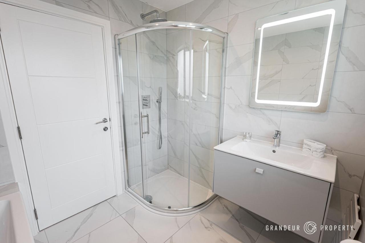 Carbery Ridge By Grandeur Property ボーンマス エクステリア 写真