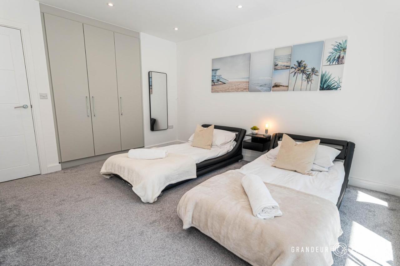 Carbery Ridge By Grandeur Property ボーンマス エクステリア 写真
