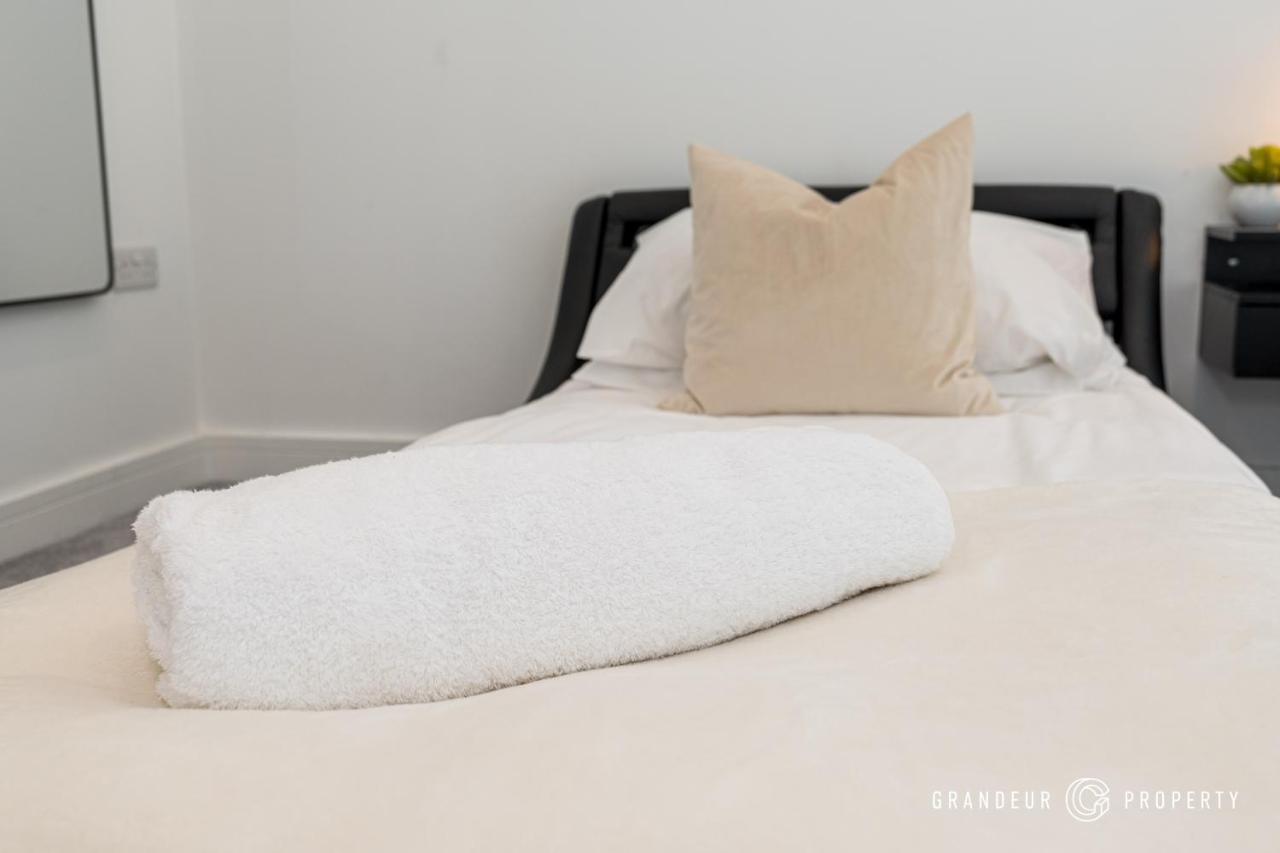 Carbery Ridge By Grandeur Property ボーンマス エクステリア 写真